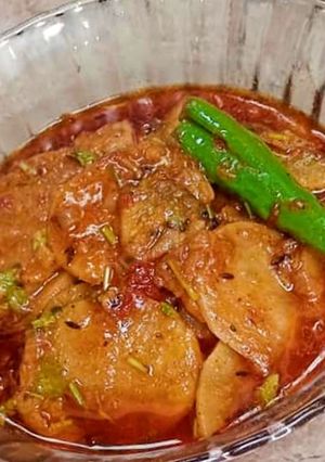 A picture of Aloo ki Katliyan 😍💞😋.