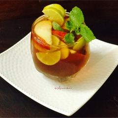 A picture of Apple Iced Tea.