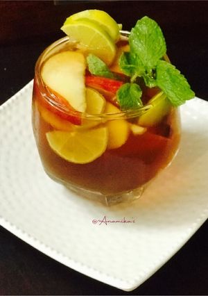 A picture of Apple Iced Tea.