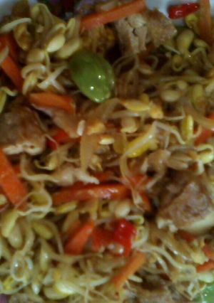 Foto resep Oseng kecambah wf pete ala dea
