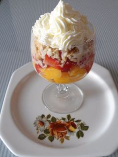 Una foto de Copa de galleta y melocotón