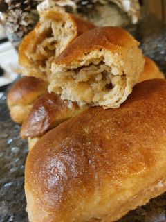 Almatöltelékes bukta teljes kiőrlésű liszttel recept fotója