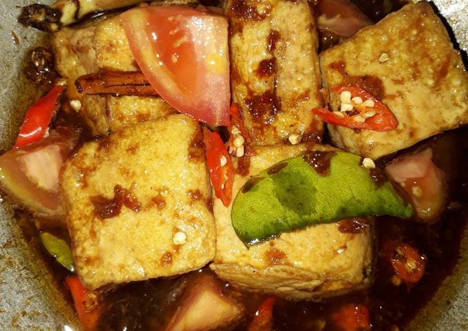 Semur tahu pedas