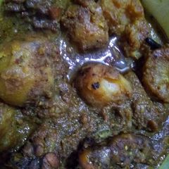 A picture of Chicken curry.