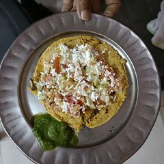 A picture of Pizza chila.