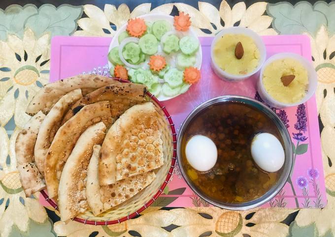 Simple Way to Prepare Andrew Copley Lahori chanay with naan and halwa