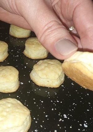 Una foto de Bizcochitos 3 ingredientes