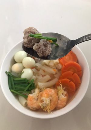 Hình của món NUI THỊT VIÊN (dễ nấu dễ ăn ^^).