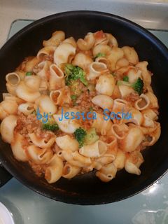 Foto resep Macaroni tomato sauce with beef