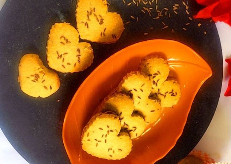 Steps to Make Super Quick Homemade Jeera Biscuit