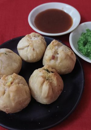 મગ દાળ ની કચોરી (Moong Dal Kachori Recipe In Gujarati) રેસીપી મુખ્ય ફોટો