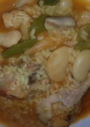 Foto principal de Arroz caldoso de pollo y conejo