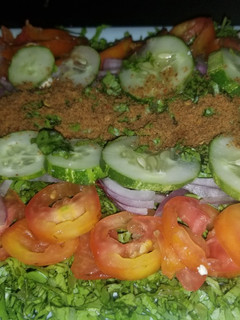 A picture of Traditional Salad.