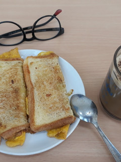 Foto resep Roti Jhon ala-ala (roti tawar)