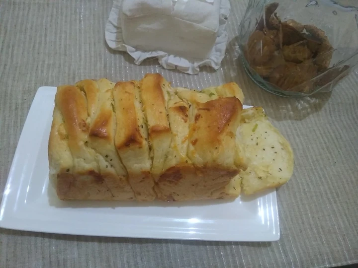 Langkah Mudah untuk Membuat Resep Garlic Bread. (pull-Apart bread). Roti sisir bawang putih yang  Bikin Ketagihan Anti Ribet, Mantap Sekali