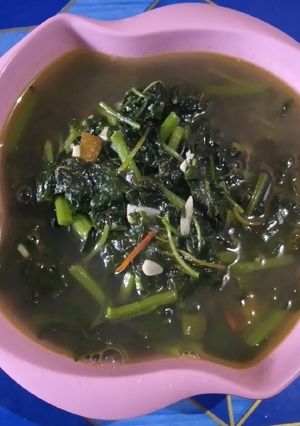 Foto resep Tumis Bayam Bawang putih