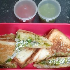 A picture of Paneer capsicum, onion toast.