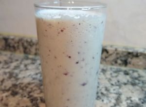 Una foto de Licuado de manzana (con leche)