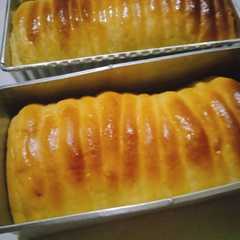 A picture of Roti sisir mentega.