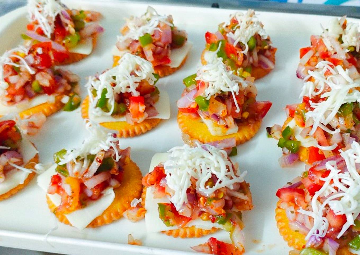 Monaco pizza bites