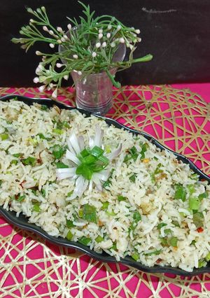 A picture of Herbed Spring Onion Fried Rice.