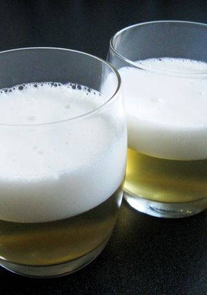 A picture of Apple Juice & Vodka Jelly.