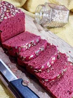 A picture of Beetroot Bread loaf.