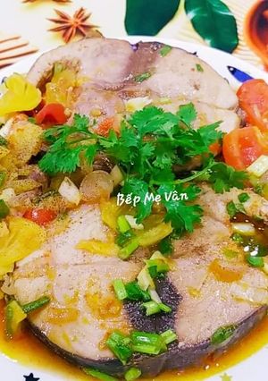 Hình của món Cá ngừ kho thơm cà.