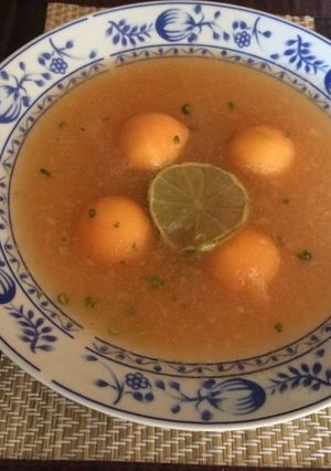Pezsgős sárgadinnyeleves (3 adag) recept fotója