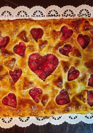 Una foto de Tarta de fresas especial San Valentín 🍓🥰