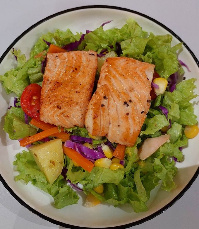 Salad Sayur & Tuna Panggang