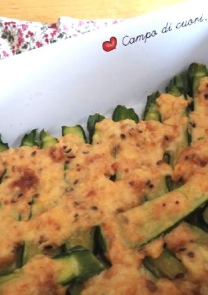 Foto di Piccole zucchine gratinate vegetariane