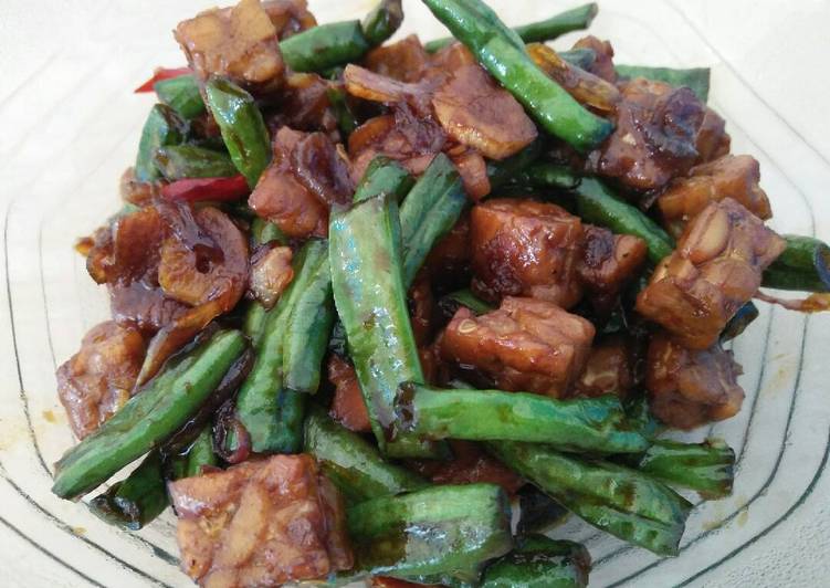 Cara mengolah Tempe orek kacang panjang yang Lezat