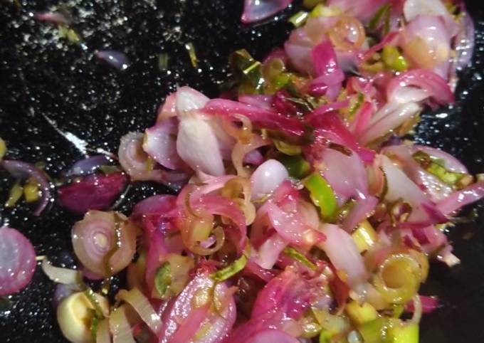 Cara membuat Sambal Matah Cara membuat Sambal Matah