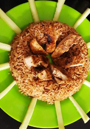 A picture of Grilled Chicken Breast with Egg Rice.