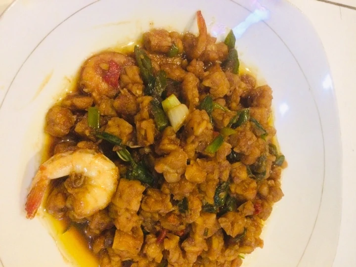 Langkah Mudah untuk Membuat Resep Tumis tempe udang bumbu ulek yang  Bikin Ketagihan Anti Ribet, Bisa Manjain Lidah