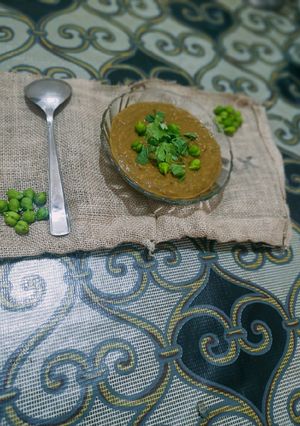 લીલા ચણા નું શાક (Green Chana Shak Recipe In Gujarati) રેસીપી મુખ્ય ફોટો