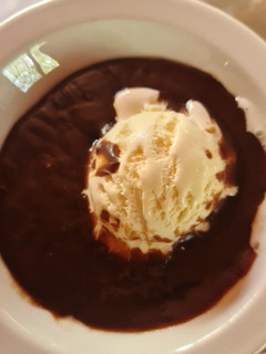A picture of Chilli chocolate sauce.