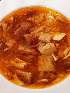 Una foto de Sopa de ajo y tomillo