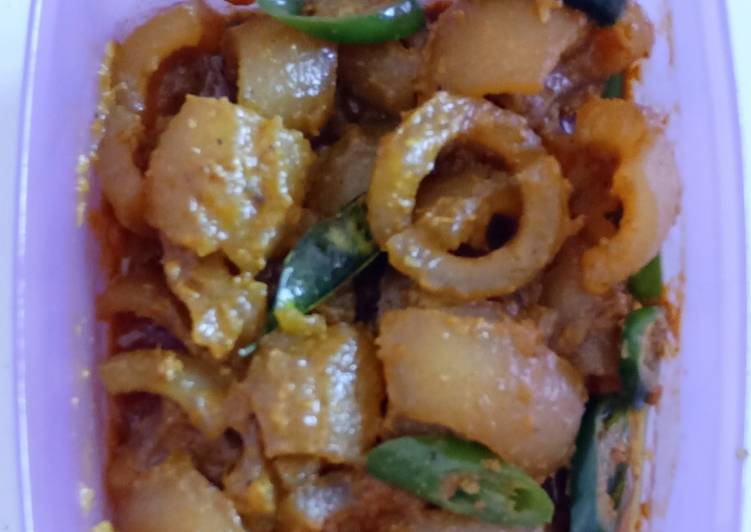 Kikil Bumbu Kuning