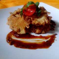 A picture of Jamur tiram crispy + oyster sauce.