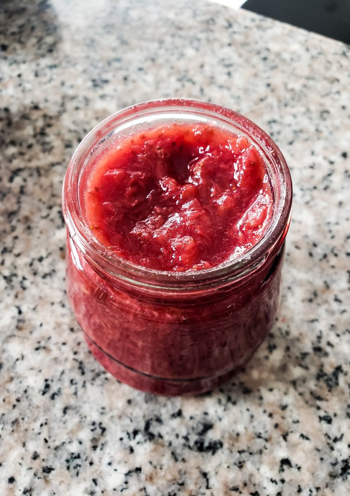 Una foto de Mermelada de fresa 🍓 sin azúcar