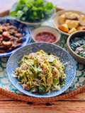 Rau Tiến Vua Trộn Tré