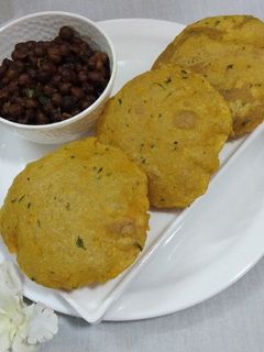 কুমড়োর মশালা পুরি(Kumror masala puri recipe in Bengali) রেসিপির প্রধান ছবি