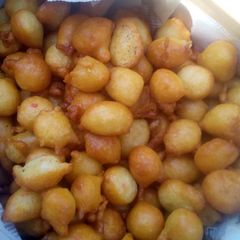 A picture of Nigeria pepper and onions puff puff.