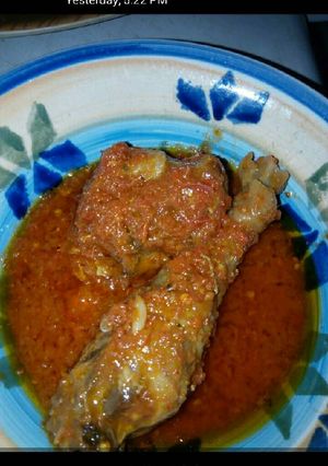 A picture of Tomato Chicken stew.