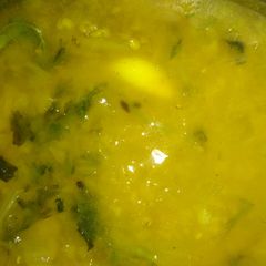 A picture of Lahsuni daal.