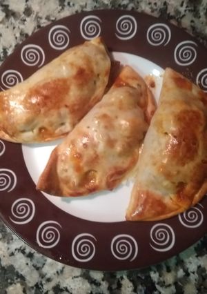 Una foto de Empanadillas con carne picada y piñones