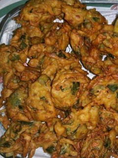 A picture of Mix pakoray.