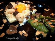 Una foto di uovo tartufo